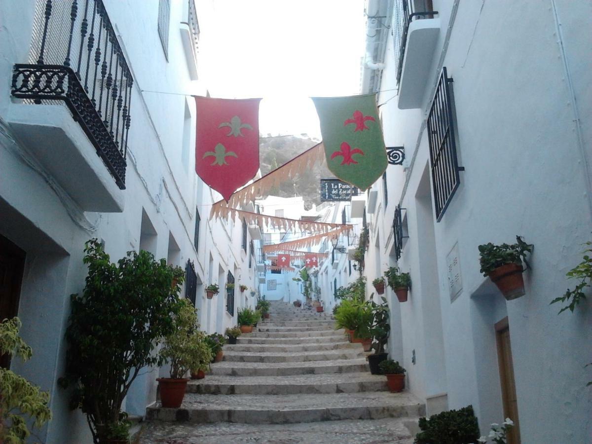 Casita Ana En El Centro De Frigiliana Apartment Bagian luar foto